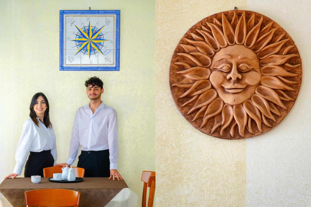 Hotel Solki SantʼAntìoco المظهر الخارجي الصورة